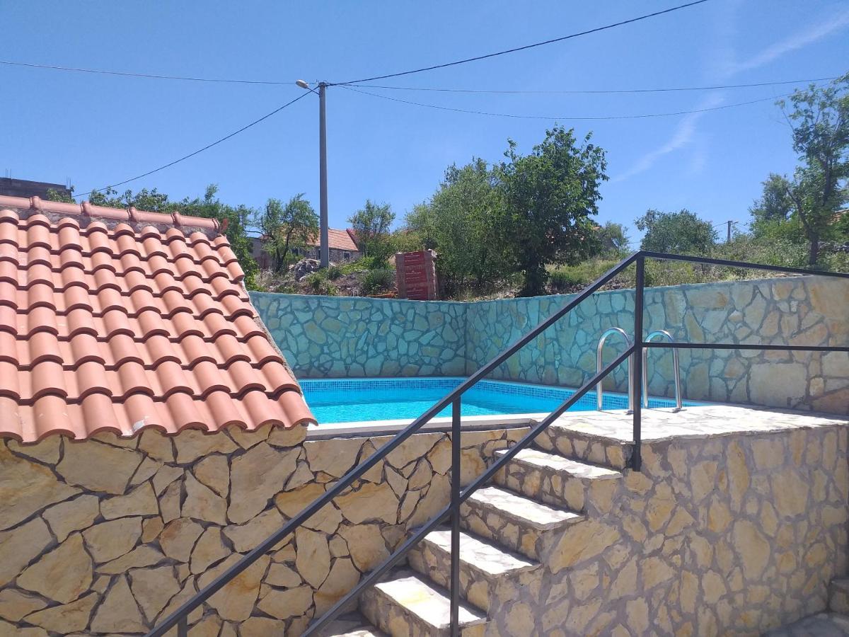 הוילה סקארדין House Milovic מראה חיצוני תמונה