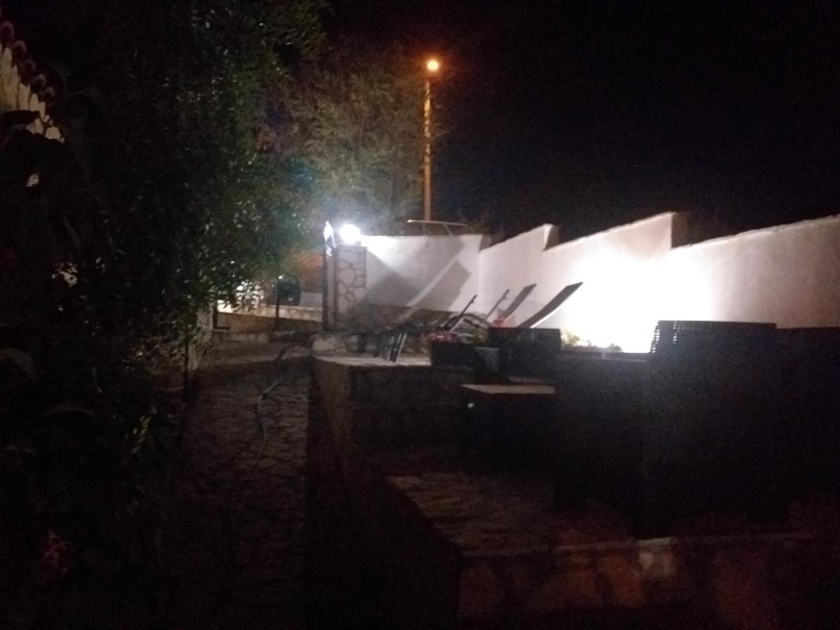 הוילה סקארדין House Milovic מראה חיצוני תמונה