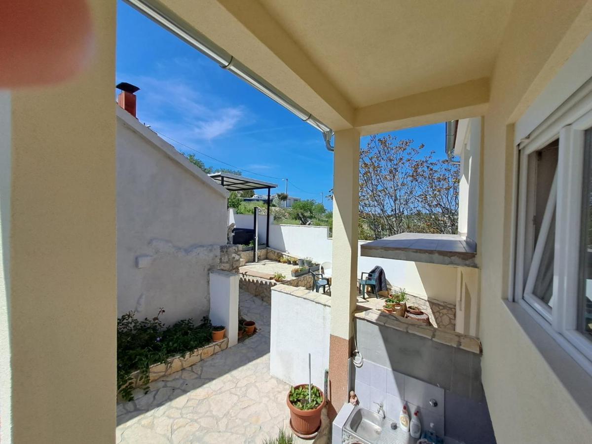 הוילה סקארדין House Milovic מראה חיצוני תמונה