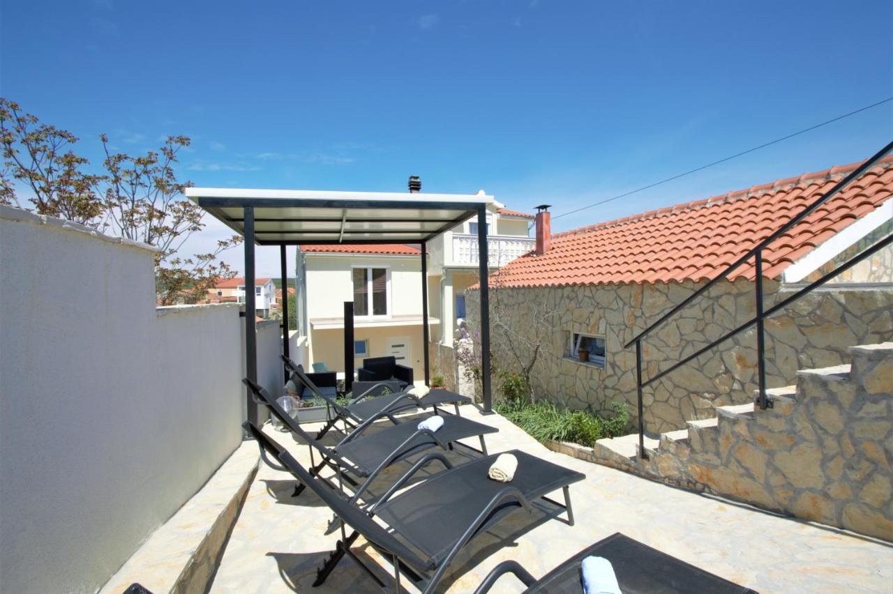 הוילה סקארדין House Milovic מראה חיצוני תמונה